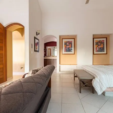 Villa Abijah: Luxury And Serenity In A Garden Oasis With A Majestic Pool-3
