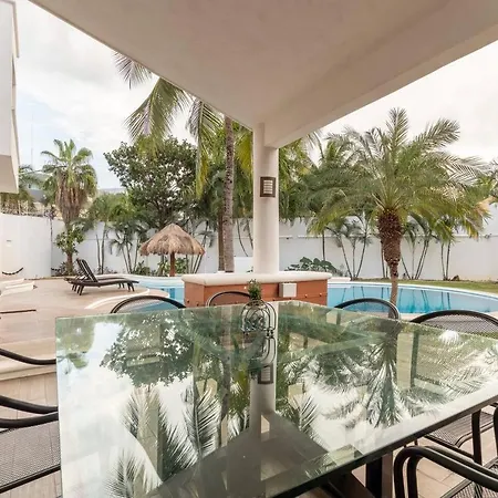 Villa Abijah: Luxury And Serenity In A Garden Oasis With A Majestic Pool-2