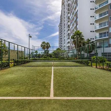 *New* Ocean & Lagoon View Apartment Next To Plaza Las Americas!-3