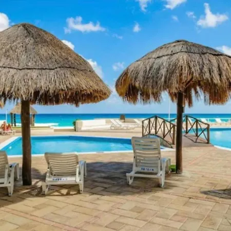 Apartamento En Zona Hotelera Frente A La Playa Quintana Roo, Mexico-3