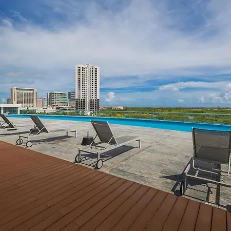 *New* Ocean & Lagoon View Apartment Next To Plaza Las Americas!-2