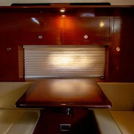 Yacht Cancun Rent & Tours-3