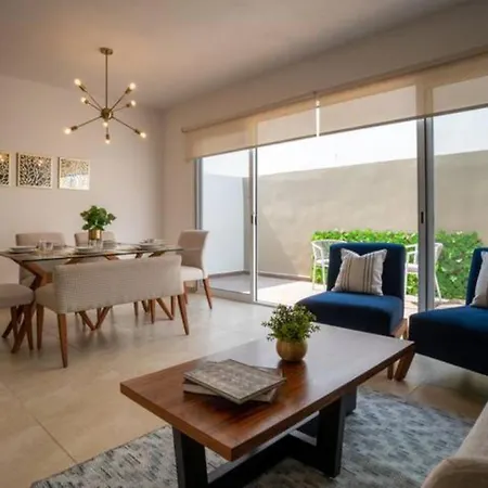 3Br Modern House With Pool & Bbq - Great Location!-2