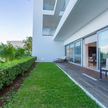 Naima Luxury Beachfront Apartments (Adults Only)-3