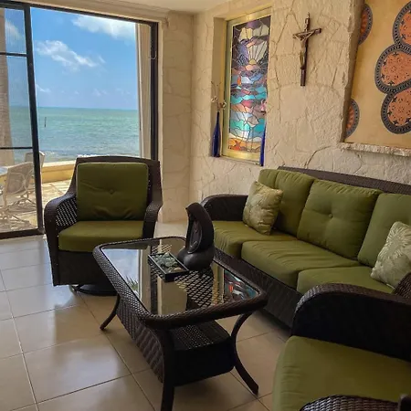 4Br Beachfront Beautiful Apartment With Pool-2