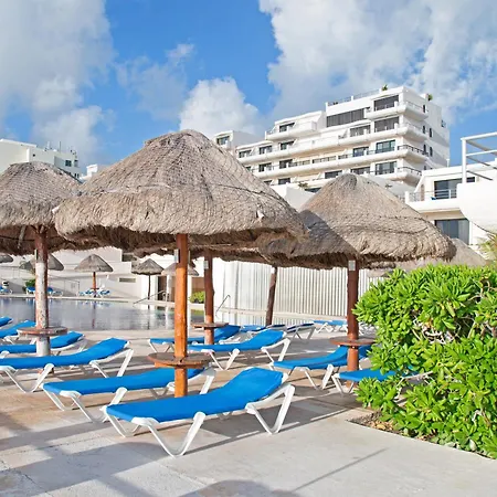 Family Vacations Apartment Ocean View-2