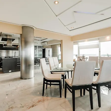 Rooftop Private Jacuzzi In Beach Front Penthouse-3