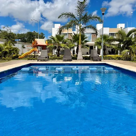 3Br Modern House With Pool, Bbq & Great Location!-2