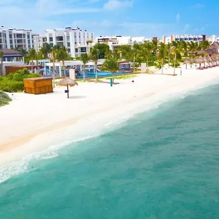 Cancun Luxury Condo Resort-Style At Prime Beach-3