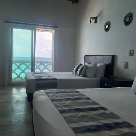 Beachside Apartments Cancun-3