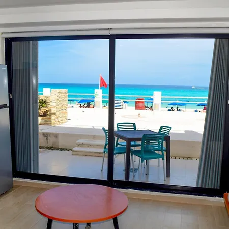 Villa Frente Al Mar A Pasos De La Isla Cancun-2