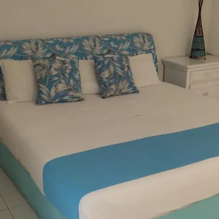 Cancun Villa Turquesa, Amplia, Excelente Ubicacion.-3