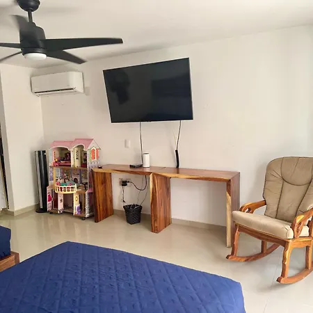 Villa Aurora Beautiful Beachfront Apartment-2