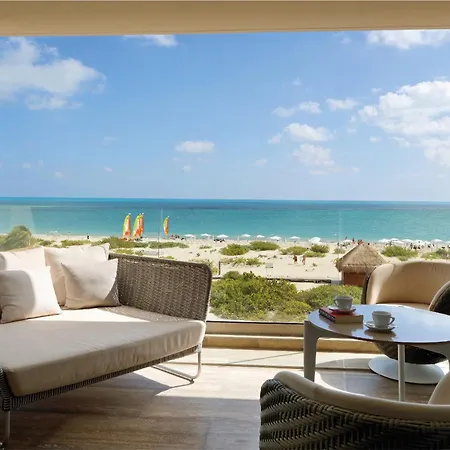 Family Selection At Grand Palladium Select Costa Mujeres-3