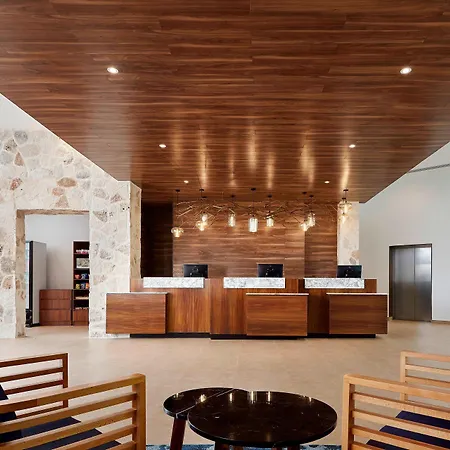 Fairfield Inn & Suites By Marriott Cancun Airport-2
