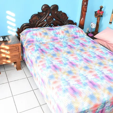 Cancun Guest House 4 Terrace Tub-2
