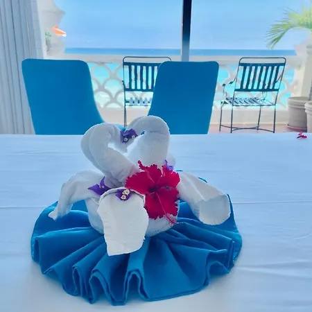 Seashore Apartment Cancun-3