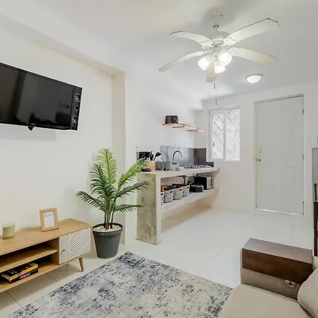 Hermoso Departamento En El Centro Y Corazon De Cancun-3