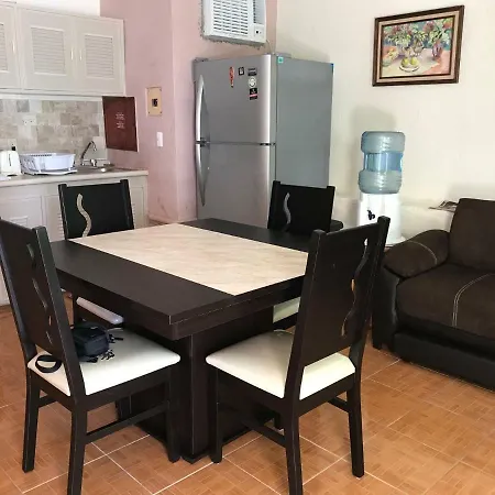 Next To The Sea, Fully Equipped Apartment-2