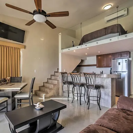 Private Balcony W/ Views: Oceanfront Cancun Condo!-3