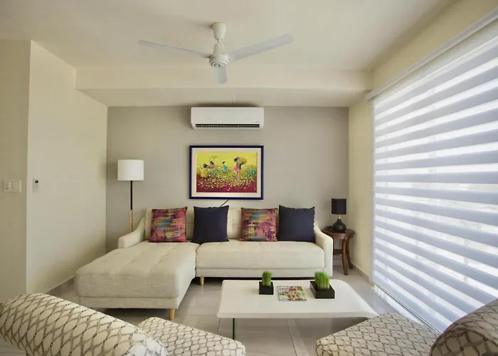 Luxury 2 Bedroom Apartment Cancún aceita animais de estimação