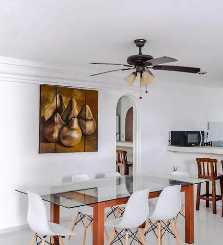 Casa Con Alberca Privada 5Min Zona H, Taxi Gratis! Lava Vila Cancún que aceita animais de estimação