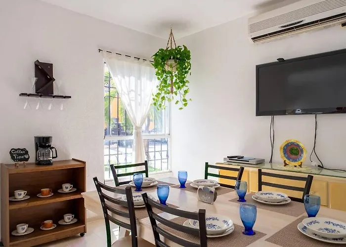Villa Casa Agradable Con Patio, Seguridad 24/7 Centrica à Cancún acceptant les animaux