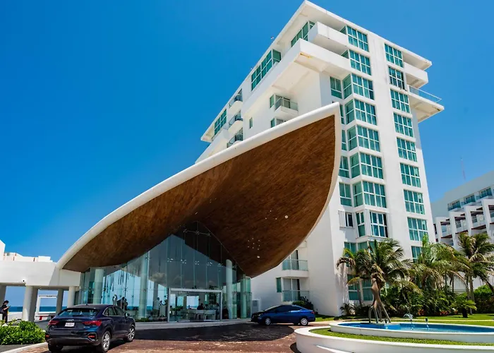 Ocean View Modern Condo & Luxury Amenities Cancún acceptant les animaux